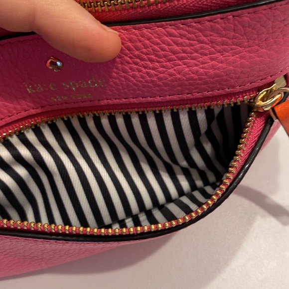 Kate Spade Wristlet - Picture 5 of 5